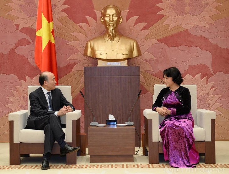 Нгуен Тхи Ким Нган приняла заместителя директора-распорядителя МВФ - ảnh 1